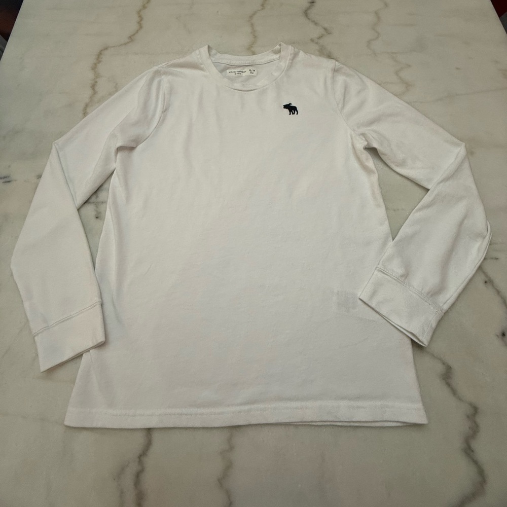 Abercrombie Kids White Long Sleeve Tee Size 13/14